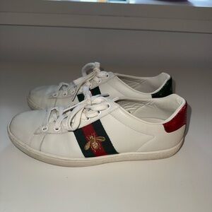 Gucci Ace Bee Sneakers